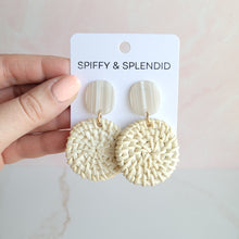 Load image into Gallery viewer, Dominica Earrings - Light Rattan Seashell