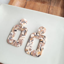Load image into Gallery viewer, Margot Earrings - Sandstone