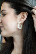 Load image into Gallery viewer, Flora Hoops - Cream