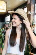 Load image into Gallery viewer, Palm Earrings - Seashell