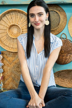 Load image into Gallery viewer, Dominica Earrings - Light Rattan Seashell