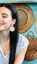 Load image into Gallery viewer, Dominica Earrings - Light Rattan Seashell