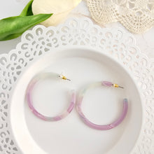 Load image into Gallery viewer, Cameron Hoops - Lilac Quartz