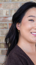 Load image into Gallery viewer, Luxe Tatum Hoops - Gold