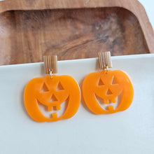 Load image into Gallery viewer, Pumpkin Dangles