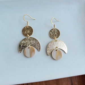 Eclipse Earrings - Golden Ivory