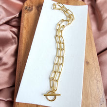 Load image into Gallery viewer, Luxe Gold Chunky Paper Clip Chain - 20&quot;

