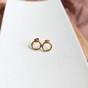 Luxe Gold Oriana Studs - Small