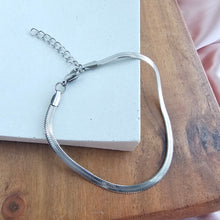 Load image into Gallery viewer, Luxe Silver Herringbone Bracelet