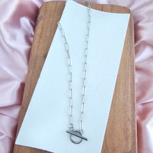 Load image into Gallery viewer, Luxe Silver Paper Clip Chain - 18&quot;