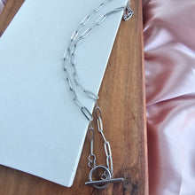 Load image into Gallery viewer, Luxe Silver Paper Clip Chain - 18&quot;
