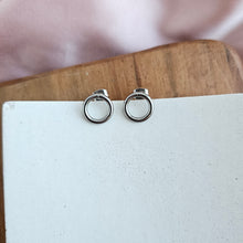 Load image into Gallery viewer, Luxe Silver Oriana Studs - Small