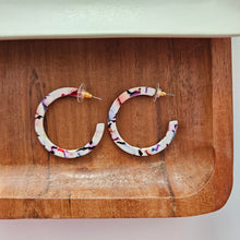 Load image into Gallery viewer, Camy Hoops - Marble Confetti