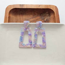 Load image into Gallery viewer, Avery Earrings - Dreamy