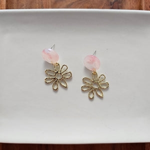 Lily Earrings - Iridescent Pastel