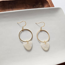 Load image into Gallery viewer, Iris Earrings - Iridescent
