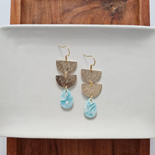 Load image into Gallery viewer, Aria Earrings - Aquamarine
