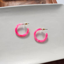 Load image into Gallery viewer, Cam Mini Hoops - Hot Pink
