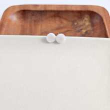Load image into Gallery viewer, Kate Studs - Pearl
