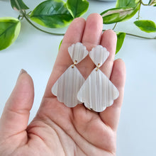 Load image into Gallery viewer, Ariel Earrings - Seashell
