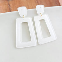 Load image into Gallery viewer, Avery Earrings - White Glitter
