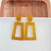 Load image into Gallery viewer, Avery Earrings - Yellow Gold Glitter
