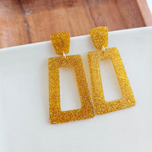 Load image into Gallery viewer, Avery Earrings - Yellow Gold Glitter
