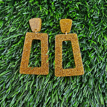 Load image into Gallery viewer, Avery Earrings - Yellow Gold Glitter
