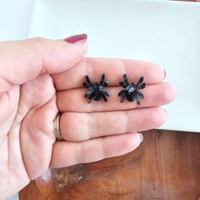 Load image into Gallery viewer, Spider Studs - Black
