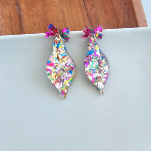 Christmas Ornament Earrings - Gold Sparkle