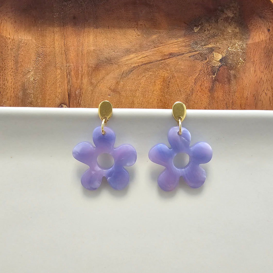 Daisy Earrings - Lavender Haze