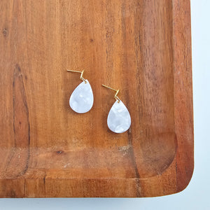 Leah Earrings - Pearl