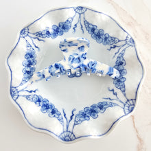 Load image into Gallery viewer, Callie Hair Claw - Greek Goddess Blue