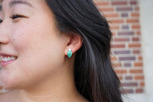 Christmas Light Studs - Green Shimmer