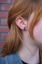 Load image into Gallery viewer, Mini Bella Bar Studs - Navy
