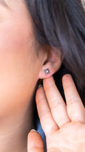 Load image into Gallery viewer, Luxe Starburst Studs - Silver