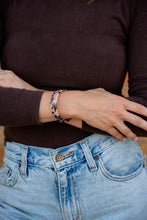 Load image into Gallery viewer, Brynn Bracelet - Blonde Tortoise - Small