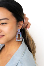 Load image into Gallery viewer, Avery Earrings - Dreamy
