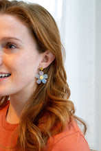 Load image into Gallery viewer, Daisy Earrings