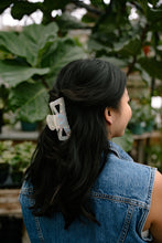 Load image into Gallery viewer, Beverly Hair Claw - Opalite