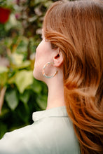 Load image into Gallery viewer, Camy Hoops - Creamsicle Mint