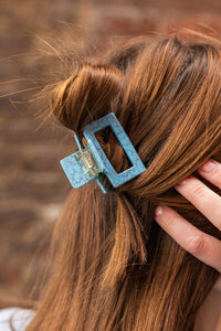 Carly Hair Claw - Turquoise