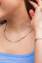 Load image into Gallery viewer, Luxe Silver Paper Clip Chain - 18&quot;

