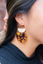 Load image into Gallery viewer, Harper Earrings - Tortoise
