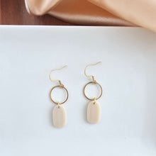 Load image into Gallery viewer, Emma Earrings - Linen
