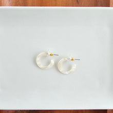 Load image into Gallery viewer, Micro Cam Mini Hoops - Ivory