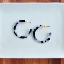 Load image into Gallery viewer, Camy Hoops - Snow Tortoise
