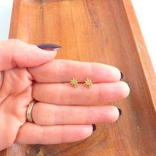 Load image into Gallery viewer, Luxe Starburst Studs - Gold