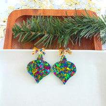Load image into Gallery viewer, Vintage Ornament Earrings - Green Tinsel