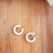 Load image into Gallery viewer, Micro Cam Mini Hoops - Cream
